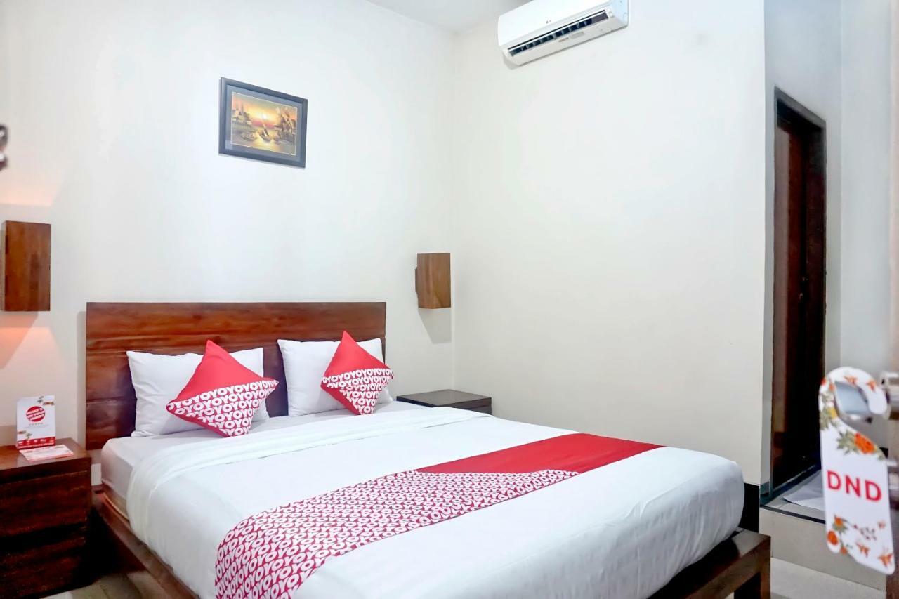 Oyo 627 Tirta Kencana Syariah Hotell Pakanbaru Exteriör bild